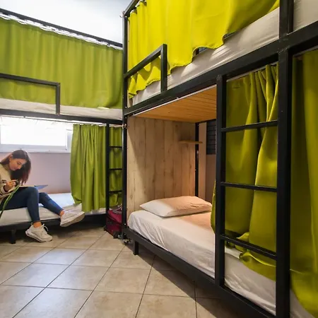 Bedway * Athens